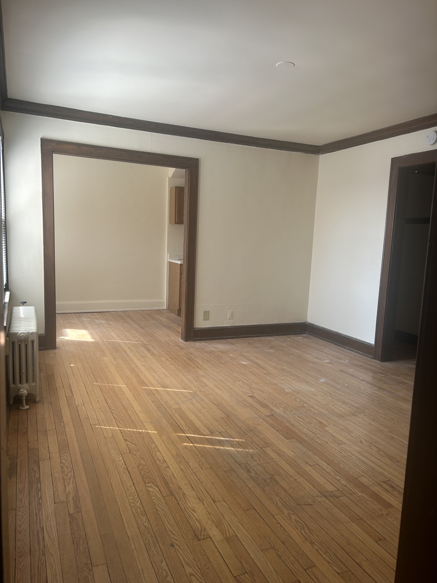 507 Living room pt.2