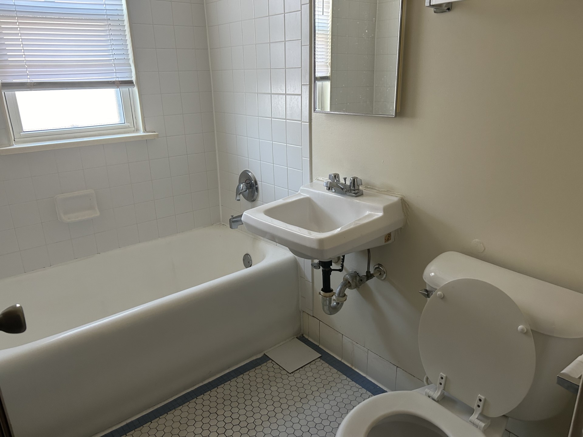 unit 505 pic 5